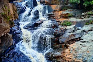 Karak Waterfall, Ampani image