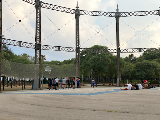 Cancha de Baloncesto Parque de la Barceloneta