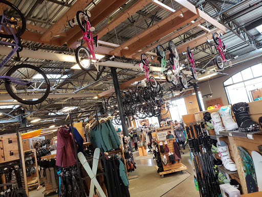 Camping Store «REI», reviews and photos, 2235 NW Allie Ave, Hillsboro, OR 97124, USA