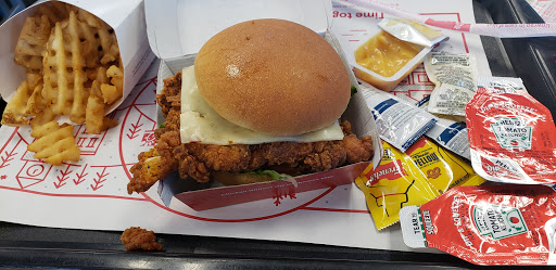 Fast Food Restaurant «Chick-fil-A», reviews and photos, 2255 E Grapevine Mills Cir, Grapevine, TX 76051, USA