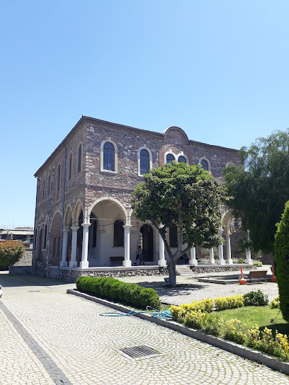 Aziz Vukolos Kilisesi