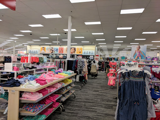 Department Store «Target», reviews and photos, 11525 S Pkwy Plaza Dr, South Jordan, UT 84095, USA
