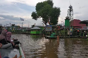 Wisata Air Kampung Hijau image