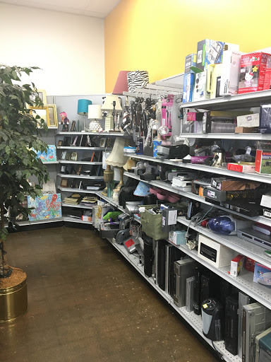 Thrift Store «Goodwill Store & Donation Center», reviews and photos, 5880 Edinger Ave, Huntington Beach, CA 92649, USA