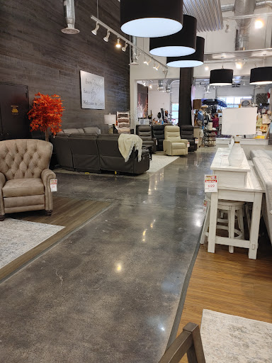 Furniture Store «Brown Squirrel Furniture», reviews and photos, 9901 Sherrill Blvd, Knoxville, TN 37932, USA