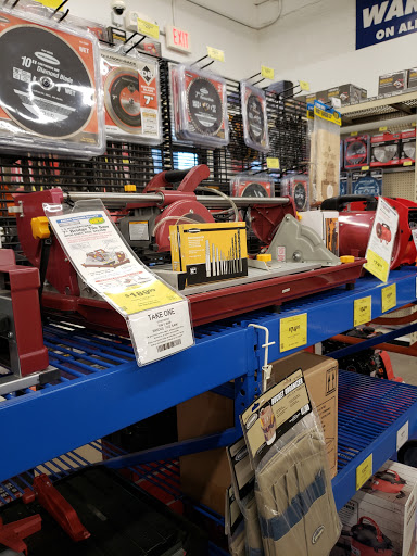 Hardware Store «Harbor Freight Tools», reviews and photos, 995 E Los Angeles Ave, Simi Valley, CA 93065, USA