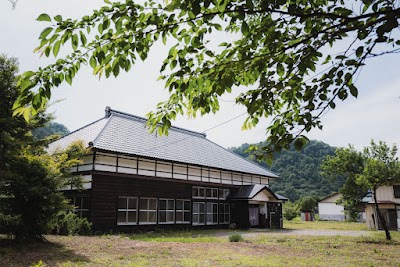 シェアベース昭和村／福島県奥会津の一棟貸し古民家＆ アウトドアフィールド