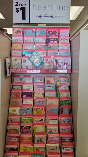 Dollar Store «Dollar Tree», reviews and photos, 865 Erica Ln, Yorkville, IL 60560, USA