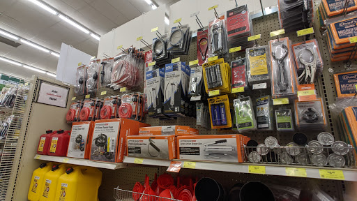 Hardware Store «Harbor Freight Tools», reviews and photos, 6808 W Greenfield Ave, West Allis, WI 53214, USA