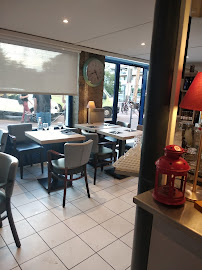 Atmosphère du Restaurant Au jardin d'Anaïs - Gaufres salées et sucrées à Lyon - n°2