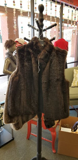 Thrift Store «Wellspring Treasures», reviews and photos, 1600 John B White Sr Blvd #1008, Spartanburg, SC 29301, USA