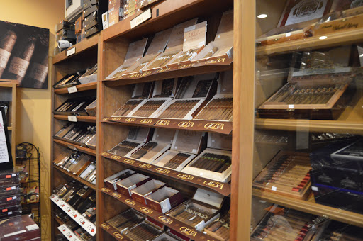 Cigar Shop «21 Degrees Cigar and Accessories», reviews and photos, 9375 E Shea Blvd #175, Scottsdale, AZ 85260, USA
