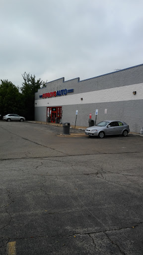 Auto Parts Store «Pep Boys Auto Parts & Service», reviews and photos, 620 N Green Bay Rd, Waukegan, IL 60085, USA