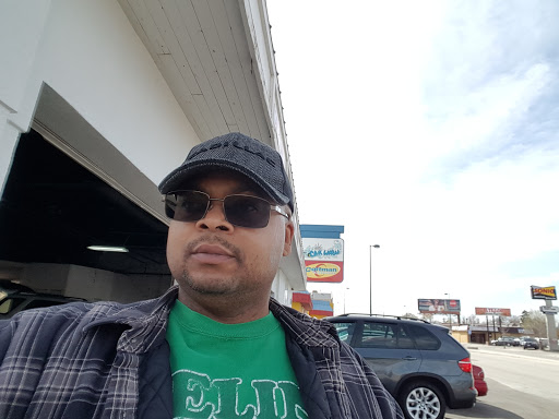 Car Wash «At Tha Car Wash», reviews and photos, 2600 S Broadway, Denver, CO 80210, USA