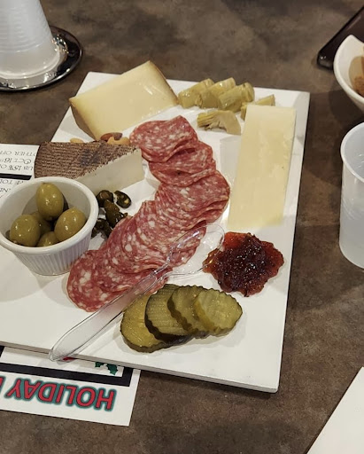 Liquor Store «Water 2 Wine», reviews and photos, 3300 W Anderson Ln #304, Austin, TX 78757, USA