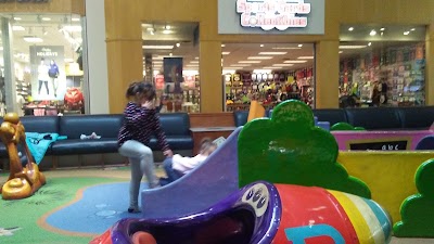 Photos of University Park Mall