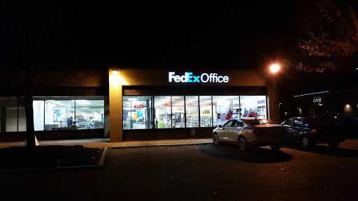 Print Shop «FedEx Office Print & Ship Center», reviews and photos, 110 Wolf Rd, Albany, NY 12205, USA