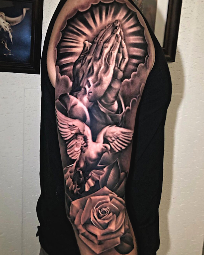 Explore medusa thigh tattoo ideas, creative tattoo ideas in Stanton, available at Skin Design Tattoo Orange County