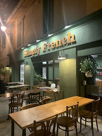 Atmosphère du Restaurant Simply French à Martigues - n°7