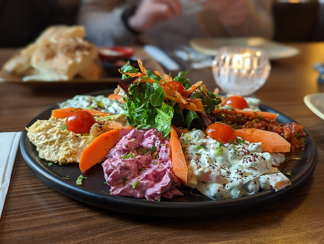 Reviews of Anatolian Palace Turkish Mediterranean Grill Restaurant in Worcester - Restaurant