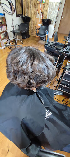 Peluquería y barbería en Villarrica Espacio Belleza Susana Vera Estilista - Peluquería
