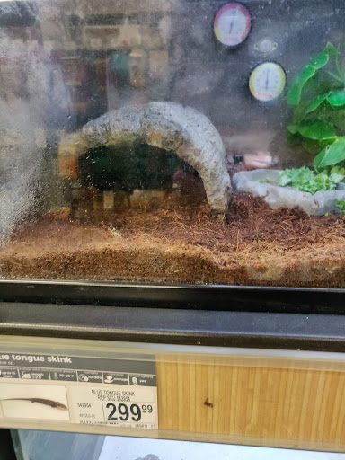 Pet Supply Store «Petco Animal Supplies», reviews and photos, 6425 Keizer Station Blvd, Keizer, OR 97303, USA