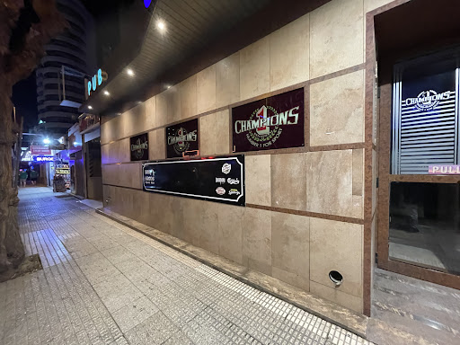 Restaurante champions bar benidorm en Benidorm