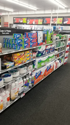 Office Supply Store «Staples», reviews and photos, 24-41 31st St, Astoria, NY 11102, USA