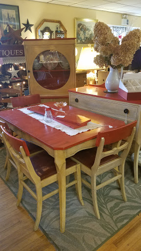 Antique Store «Antiques & Rusty Relics», reviews and photos, 3570 Fancher Rd, Holley, NY 14470, USA