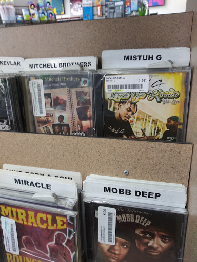 Music Store «Dimple Records-Arden», reviews and photos, 2433 Arden Way, Sacramento, CA 95825, USA