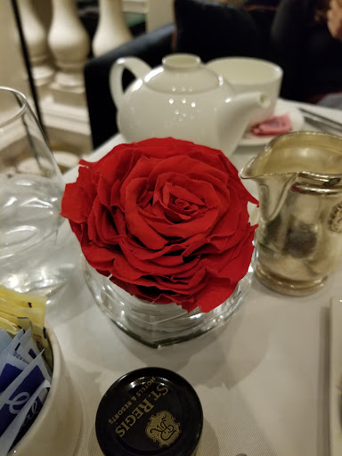 Hotel «The St. Regis New York», reviews and photos