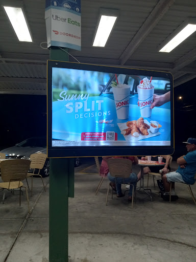 Fast Food Restaurant «Sonic Drive-In», reviews and photos, 3800 N 1st Ave, Tucson, AZ 85719, USA