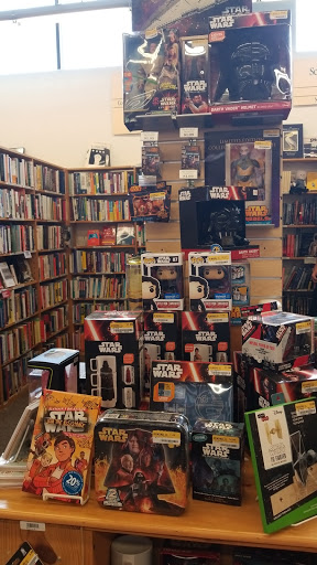 Book Store «Half Price Books», reviews and photos, 2226 S Randall Rd, Algonquin, IL 60102, USA