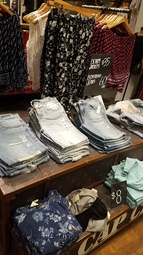 Clothing Store «Aéropostale», reviews and photos, 1500 Polaris Pkwy, Columbus, OH 43240, USA