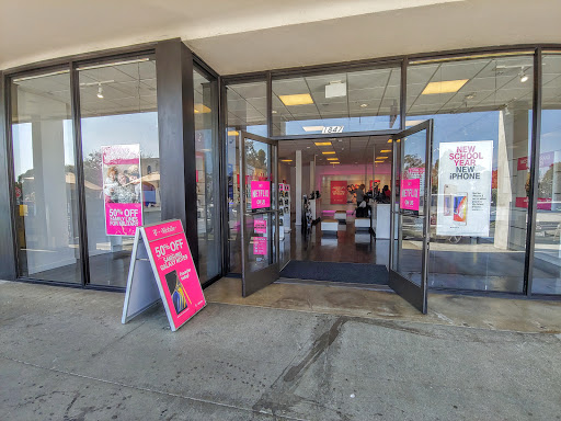 Cell Phone Store «T-Mobile», reviews and photos, 1847 El Camino Real, Burlingame, CA 94010, USA