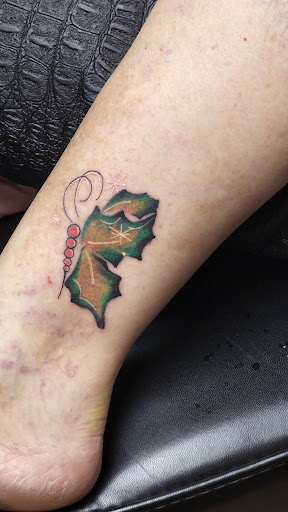 Tattoo Shop «New Skool Tattoo», reviews and photos, 24644 Telegraph Rd, Brownstown Charter Twp, MI 48134, USA