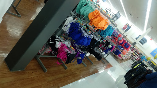 Discount Store «Walmart», reviews and photos, 58 Plaistow Rd, Plaistow, NH 03865, USA