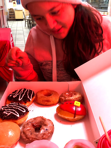 Bakery «Krispy Kreme Doughnuts», reviews and photos, 2809 W March Ln, Stockton, CA 95219, USA