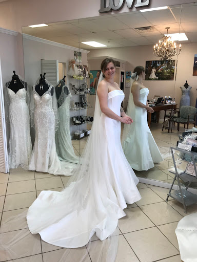 Boutique «Loretta Bridal boutique», reviews and photos, 28811 S Tamiami Trail, Bonita Springs, FL 34135, USA