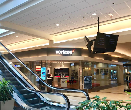 Cell Phone Store «Verizon», reviews and photos, 99 Rockingham Park Blvd Park Blvd Rockingham Mall, Salem, NH 03079, USA