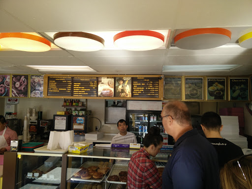 Donut Shop «Donut King», reviews and photos, 2808 Zinfandel Dr, Rancho Cordova, CA 95670, USA