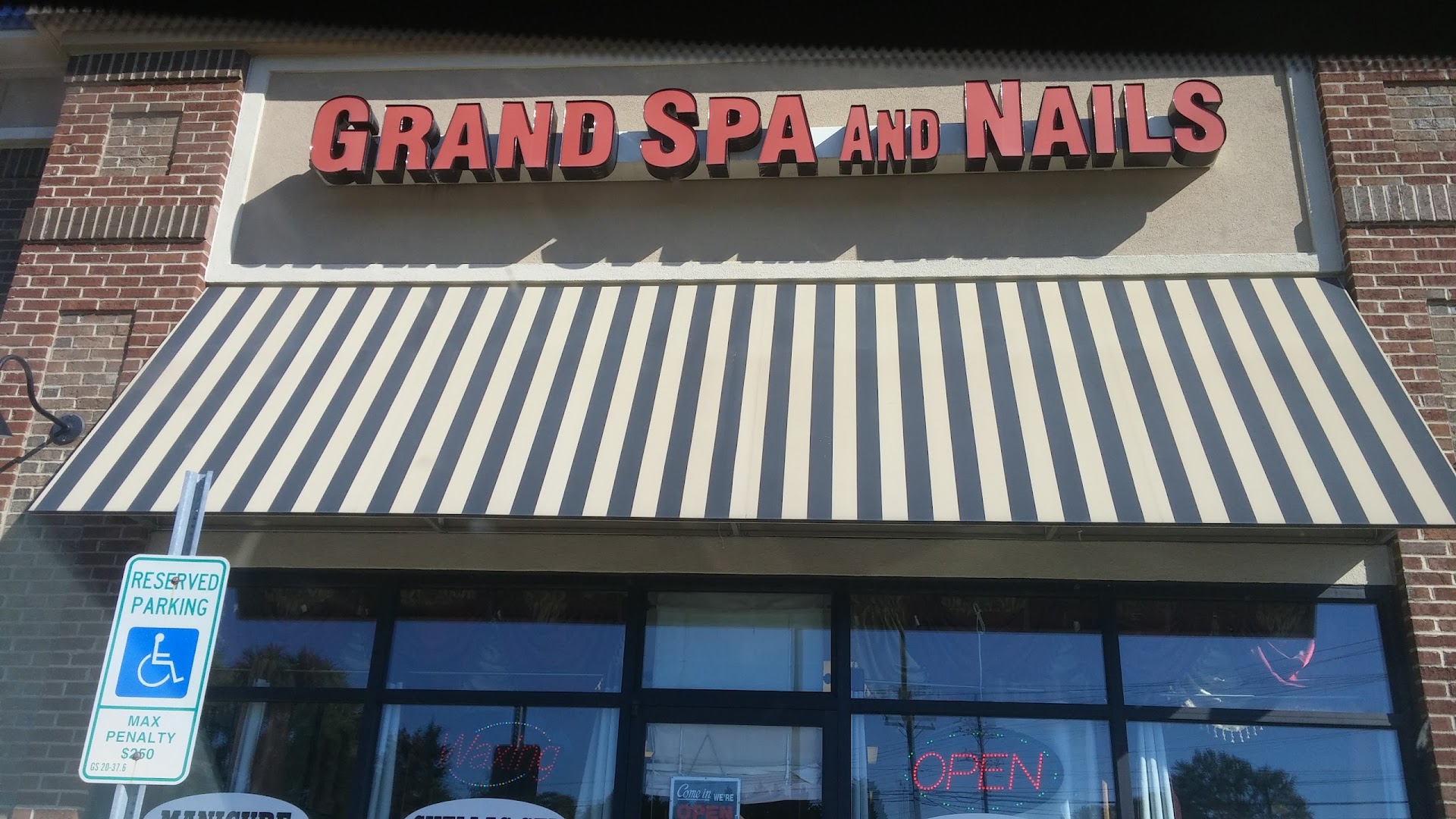 Grand Spa & Nail