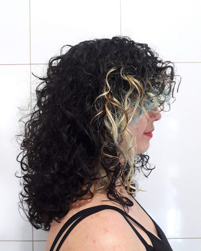 Logo da empresa - Maroca Ferreira - Cabelo e estilo