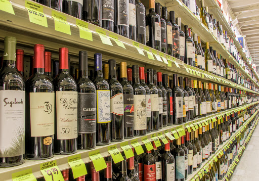 Grocery Store «Town & Country Foods», reviews and photos, 219 N 19th Ave, Bozeman, MT 59718, USA