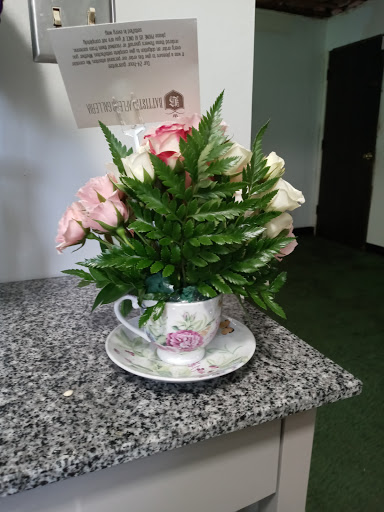 Florist «Battiste LaFleur Galleria», reviews and photos, 825 E Long St, Columbus, OH 43203, USA