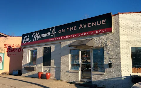 Oh Mamma's On The Avenue image