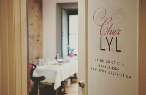 Chez Love Your Lashes