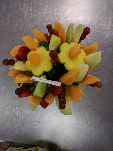 Gift Shop «Edible Arrangements», reviews and photos, 18 Watson St, Willimantic, CT 06226, USA