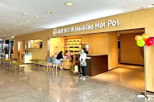 Haidilao Hot Pot 海底捞火锅 Nha Trang image