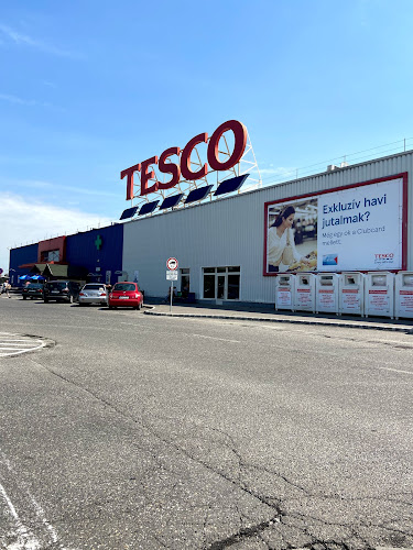 TESCO parkoló